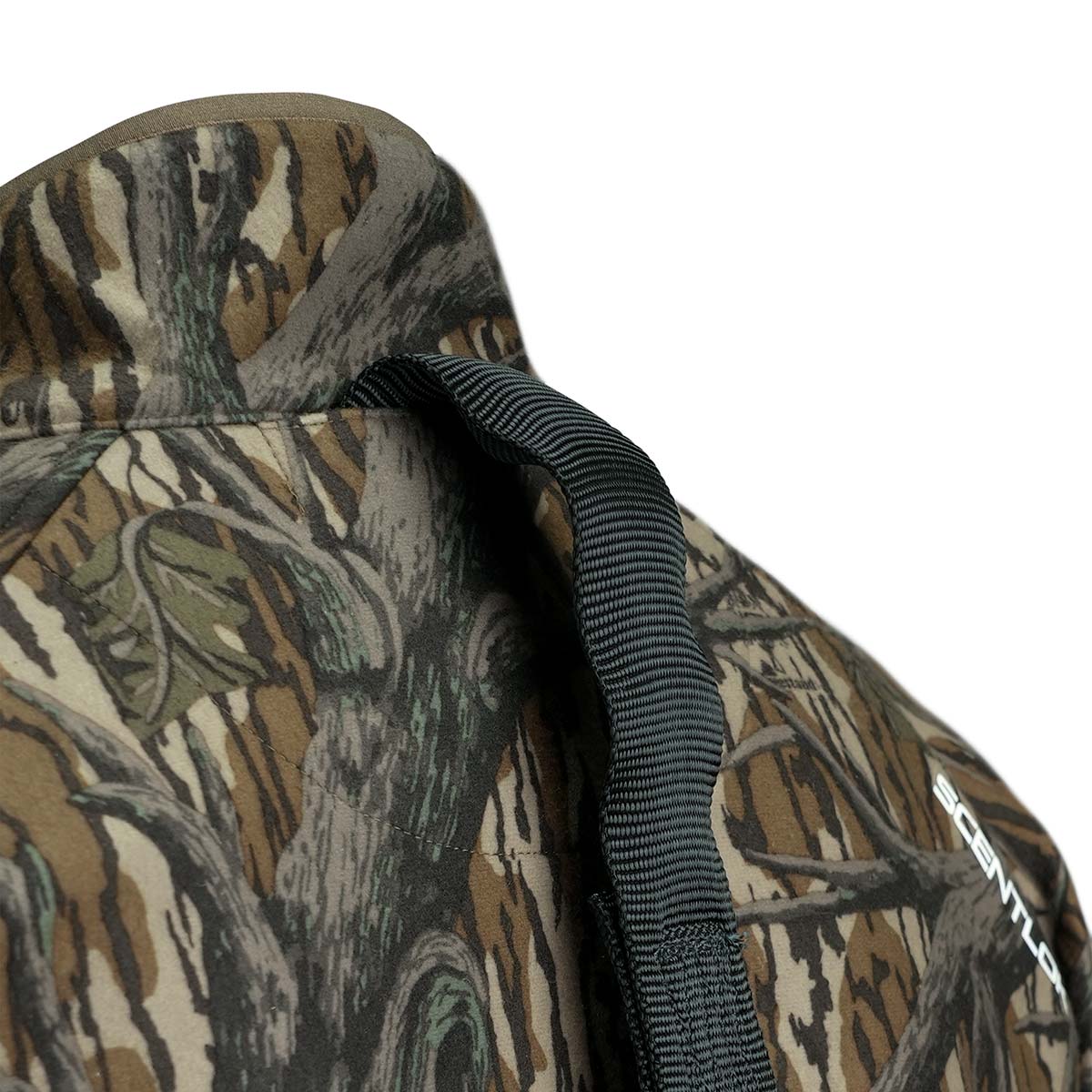 1023210-043-SaddleHunterPro_Jacket_SafetyHarnessPort