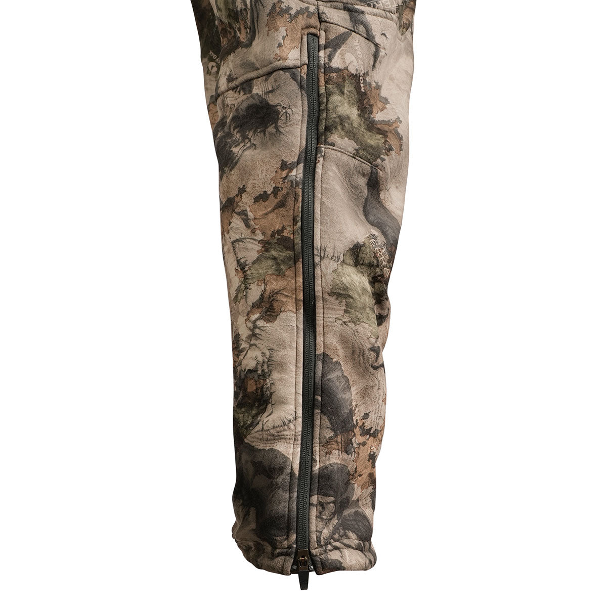 1030626-225-BE1Silentude_Bib_LegZipper