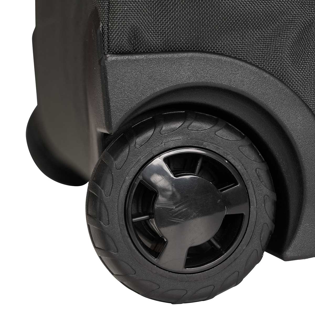 Traverse Roller Duffel 130L wheels