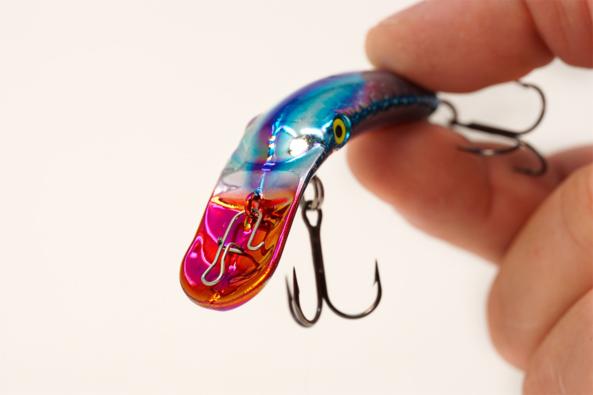 Yakima Met Silver Blue Pirate 3" Mag Lip - Mad Scientist Technology Green UV Coating