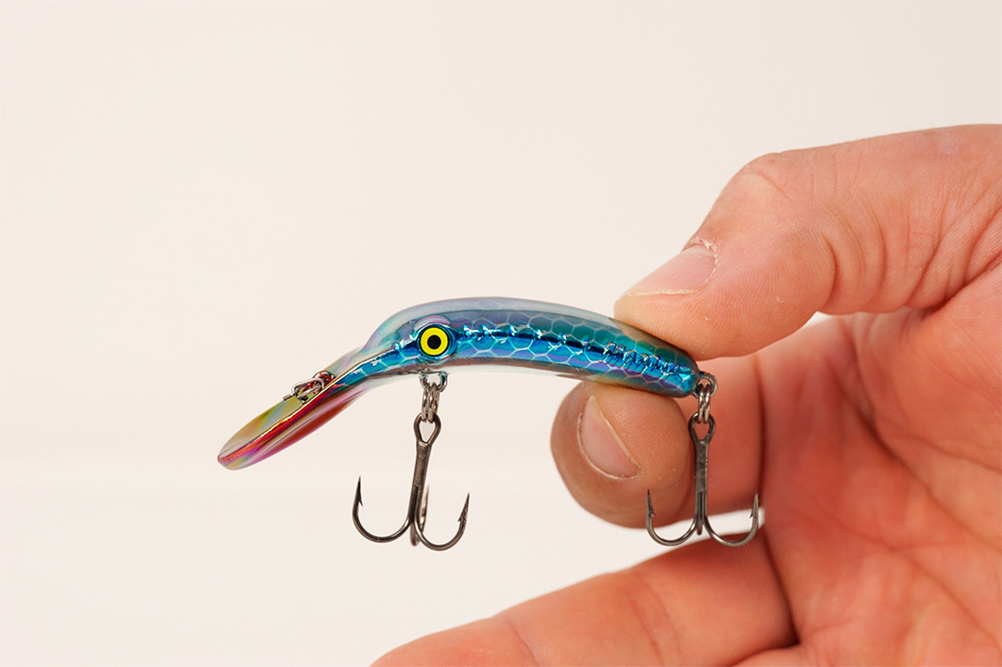 Yakima Met Silver Blue Pirate 3" Mag Lip - Mad Scientist Technology Pink UV Coating