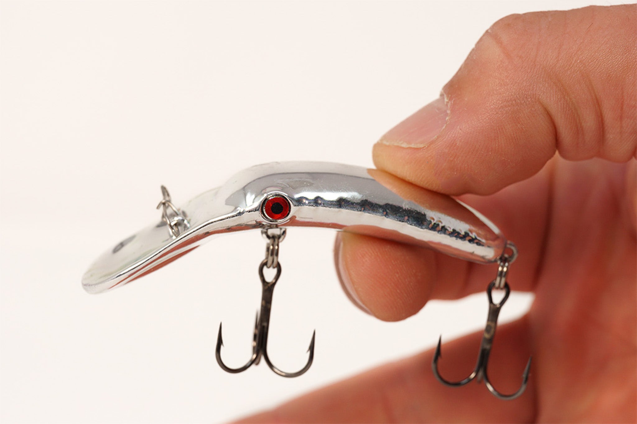 Yakima Metallic Silver 3" Mag Lip - Mad Scientist Technology Pink UV Coating