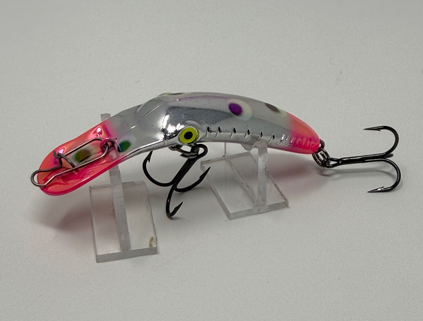 Yakima Blind Date 3" Mag Lip - Mad Scientist Technology Pink UV Coating